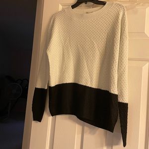 Long sleeve white and black sweater knit size medium Philosophy